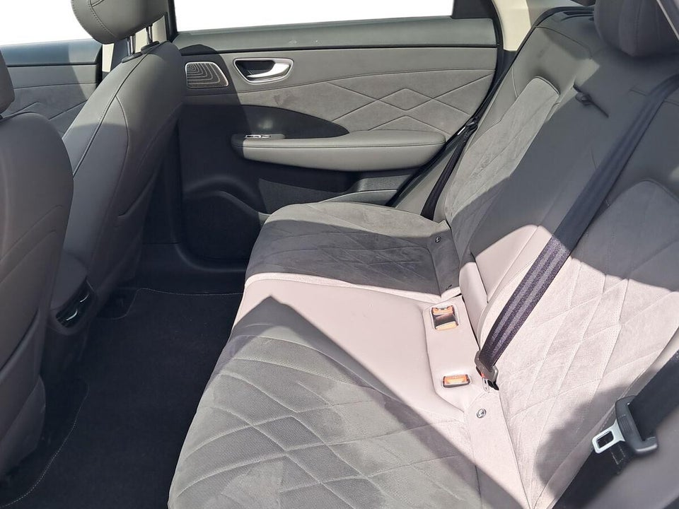 MG MGS6 77 Luxury Long Range 5d