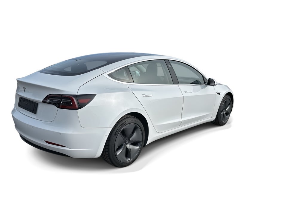 Tesla Model 3 Standard Range+ RWD 4d