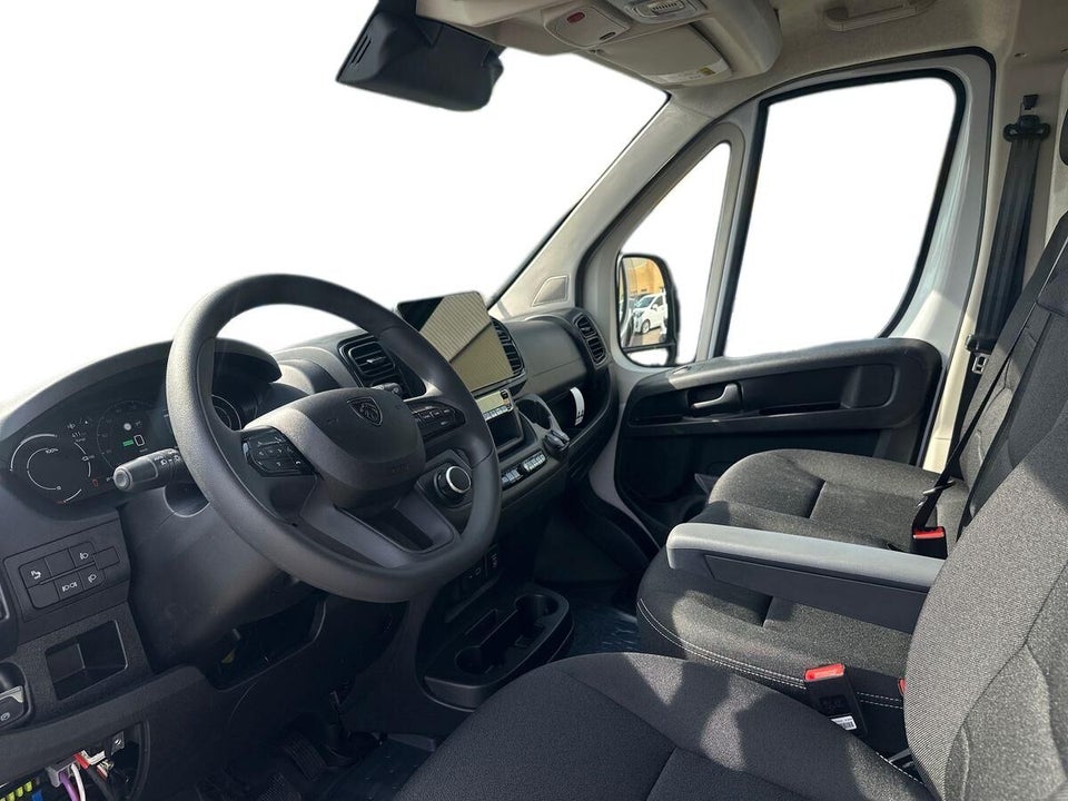 Peugeot e-Boxer 435 110 L3H2 Premium