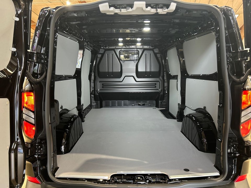 Ford Transit Custom 320 L2 2,5 PHEV Trend CVT