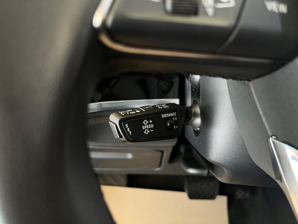 Audi Q3 45 TFSi e Attitude plus S-tr. 5d