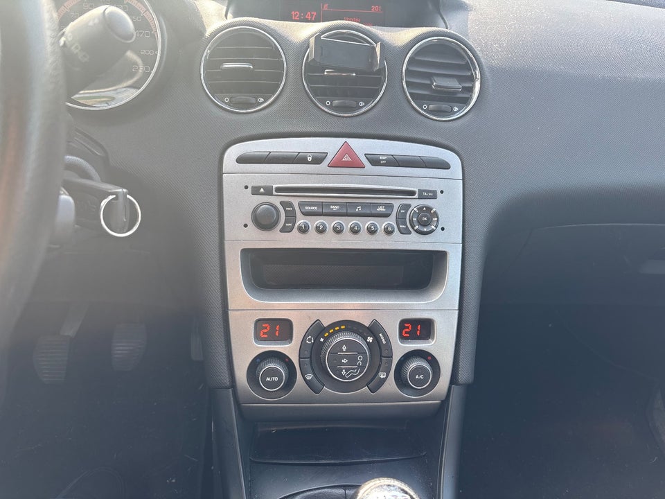 Peugeot 308 1,6 HDi 109 Comfort+ stc. 5d