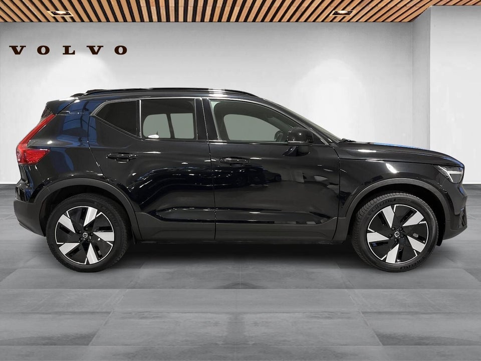 Volvo XC40 ReCharge Extended Range Plus 5d