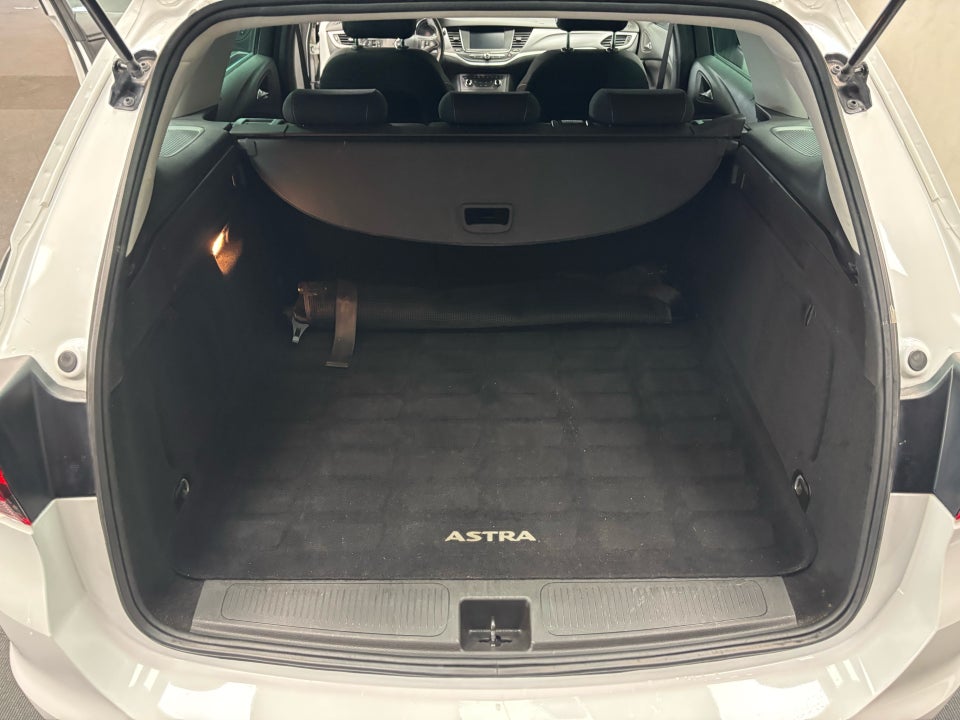 Opel Astra 1,6 CDTi 136 Dynamic Sports Tourer aut. 5d
