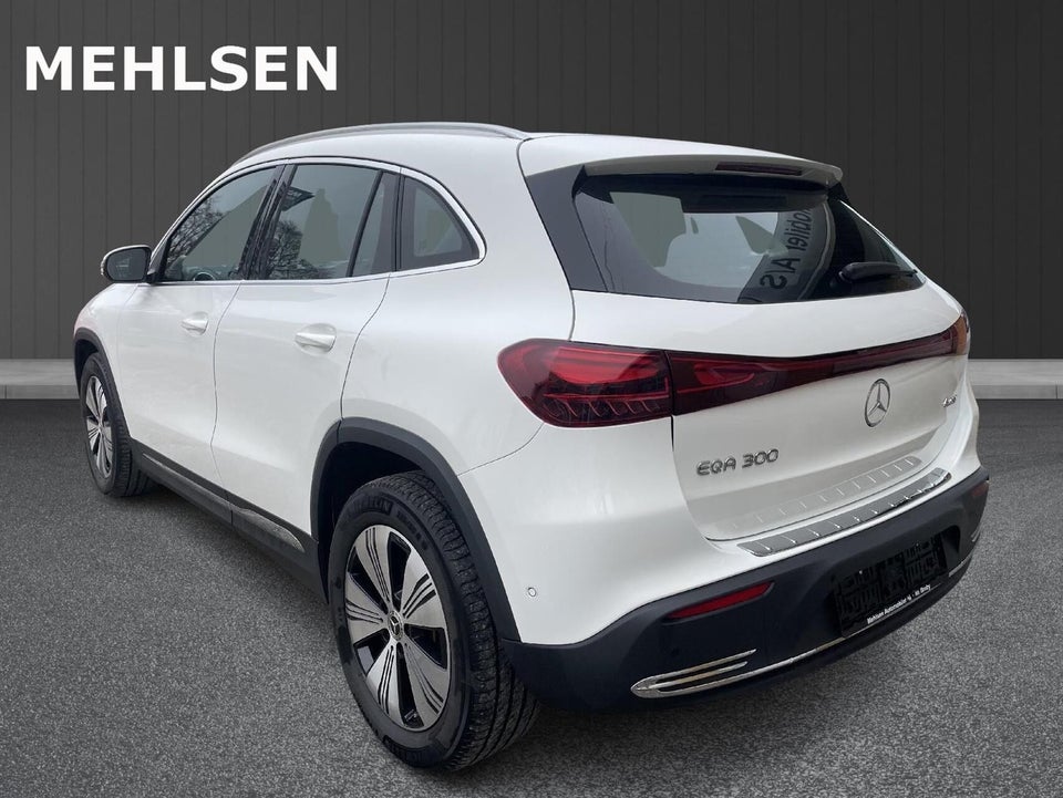 Mercedes EQA300 Progressive 4Matic 5d