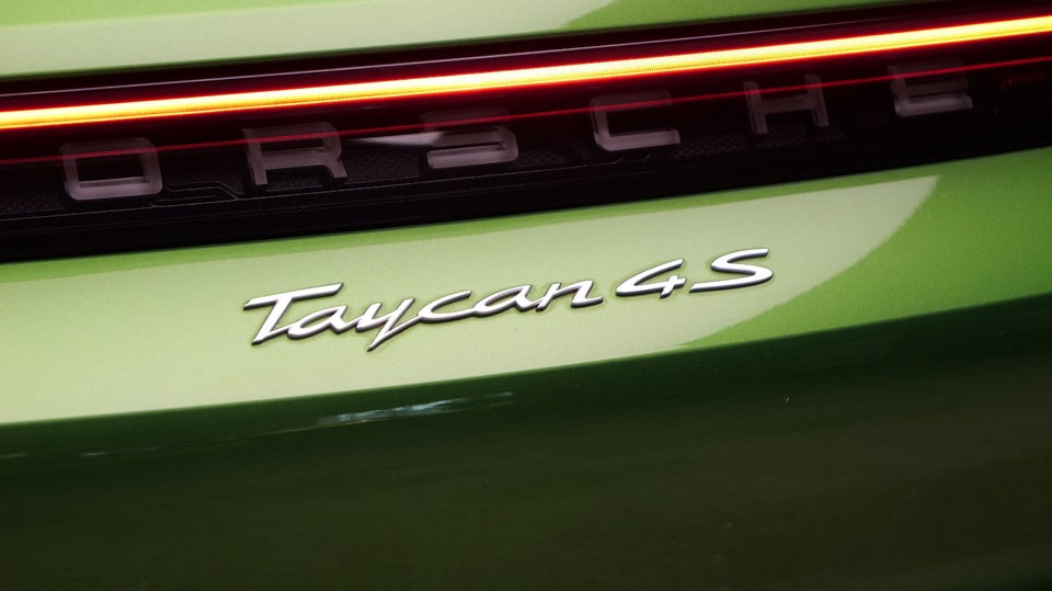 Porsche Taycan 4S Performance+ Cross Turismo 5d