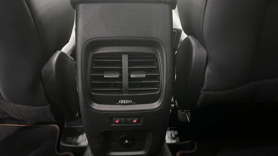 Ford Kuga 2,5 PHEV ST-Line X CVT 5d