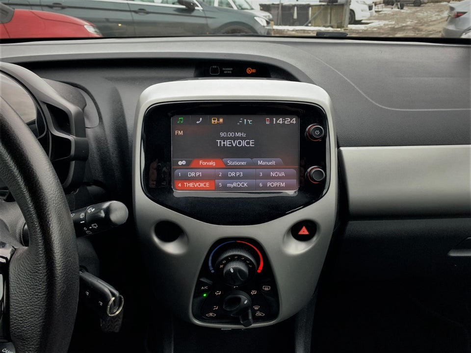 Toyota Aygo 1,0 VVT-i x-touch 5d