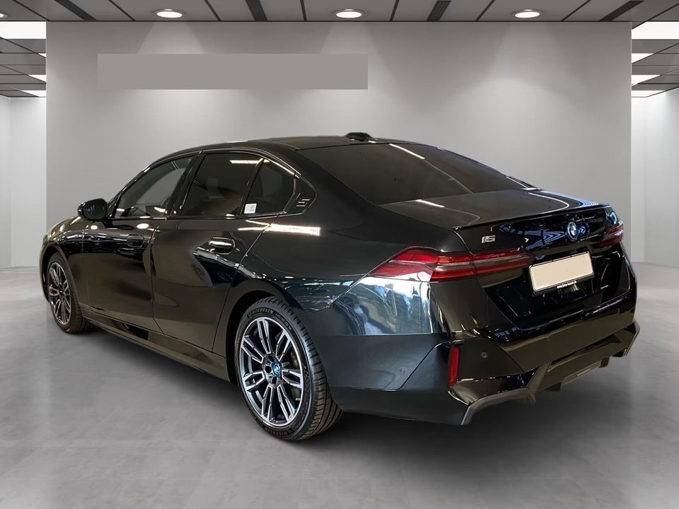 BMW i5 eDrive40 M-Sport Pro 4d