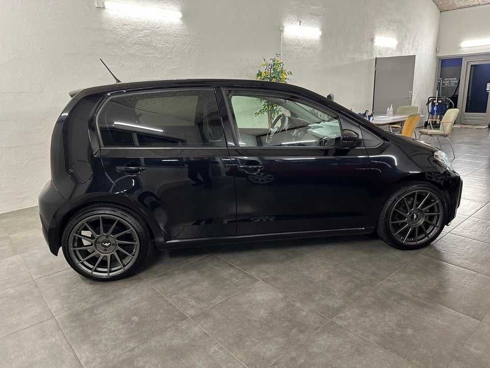 VW Up! 1,0 TSi 90 High Up! BMT 5d