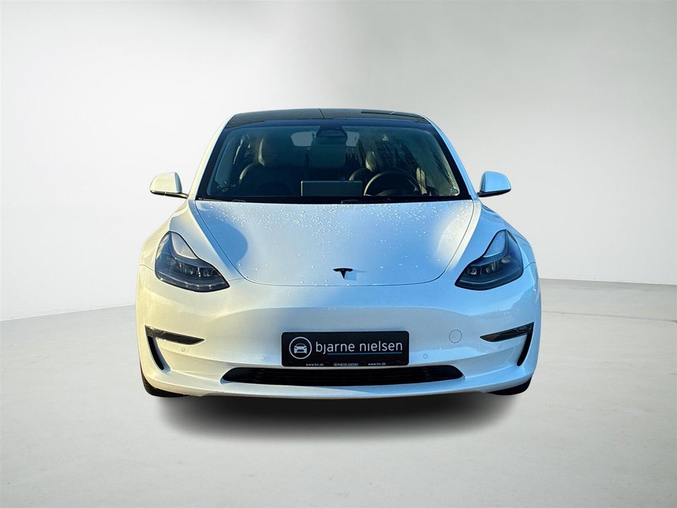 Tesla Model 3 Long Range AWD 4d