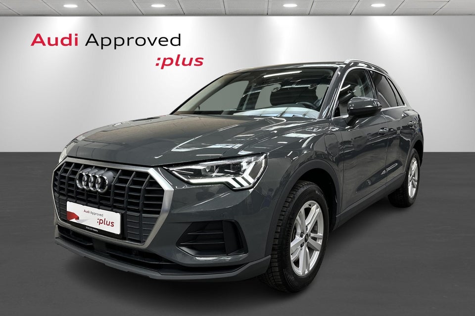 Audi Q3 45 TFSi e Attitude plus S-tr. 5d