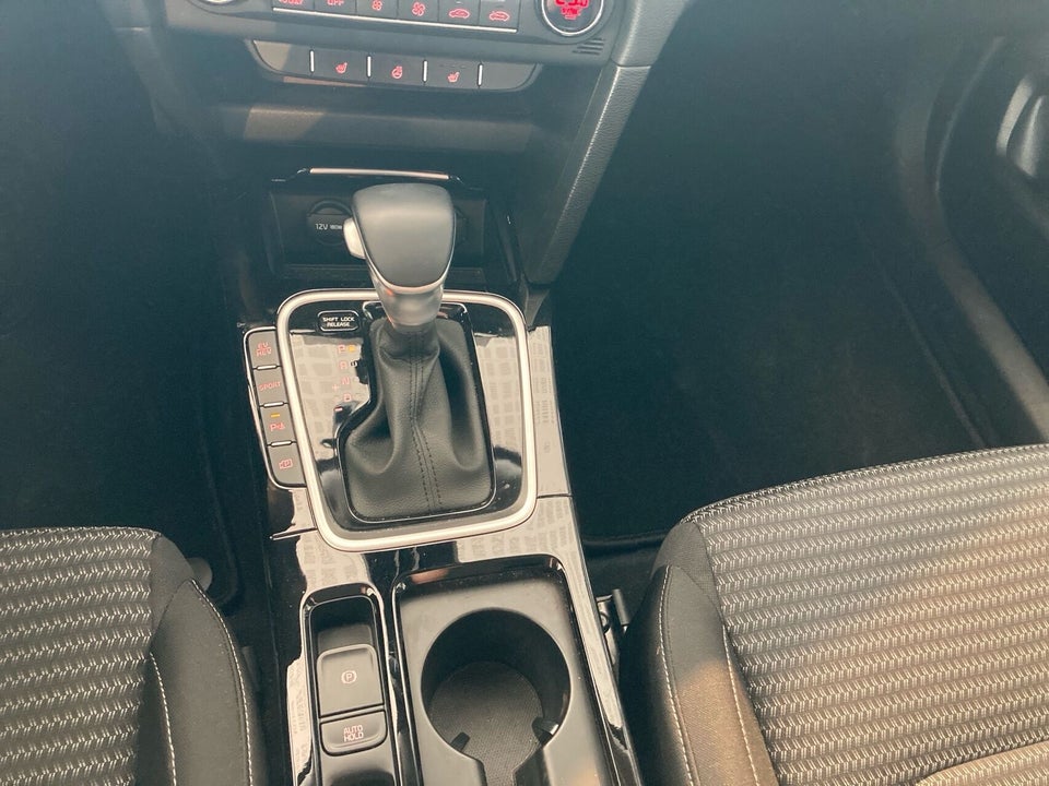 Kia Ceed 1,6 PHEV Prestige SW DCT 5d