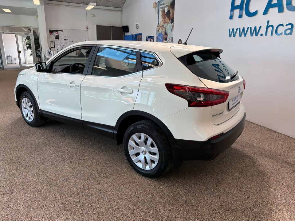 Nissan Qashqai 1,3 Dig-T 140 Visia 5d