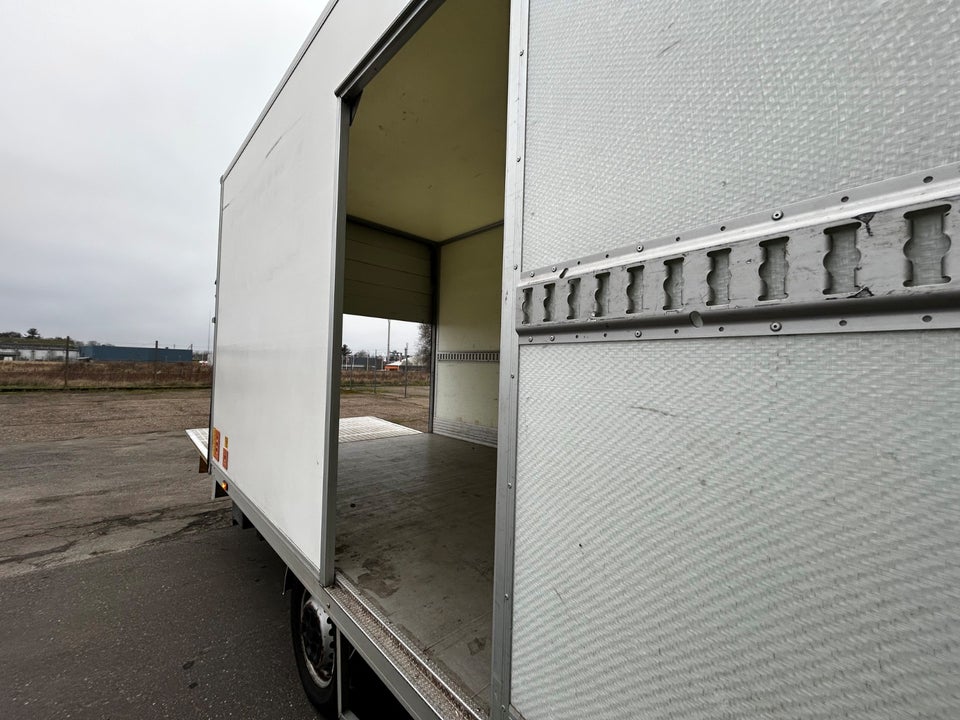 Iveco Daily 2,3 35S14 4100mm Lad AG8 2d