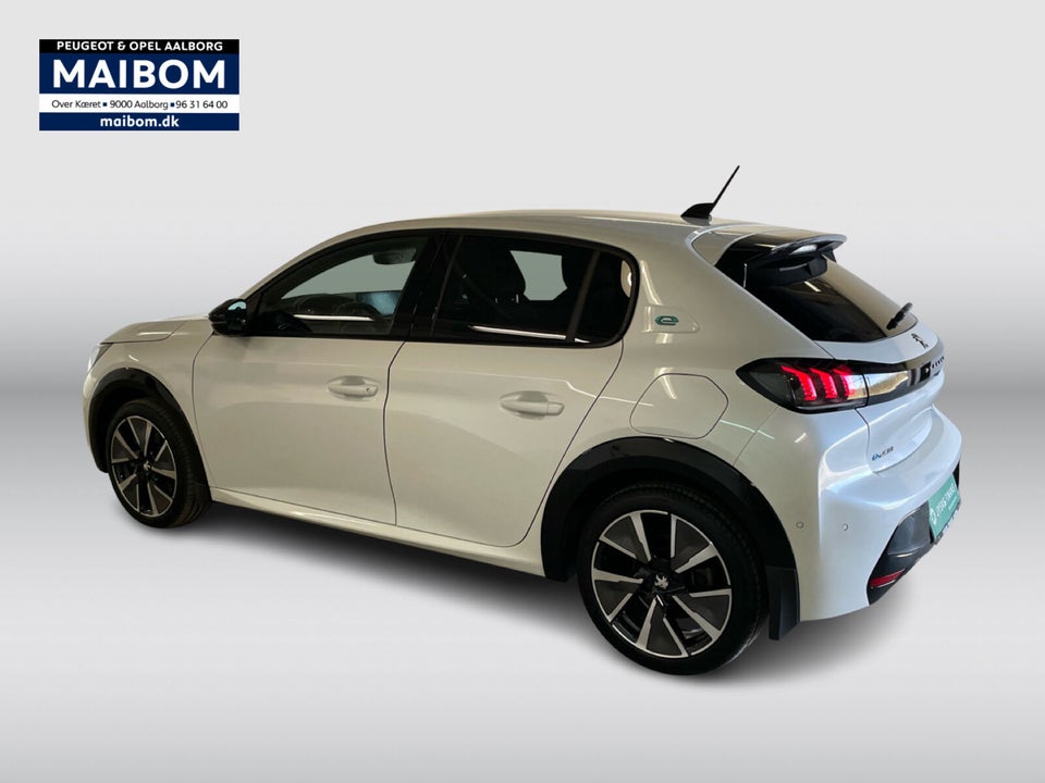 Peugeot e-208 50 GT 5d