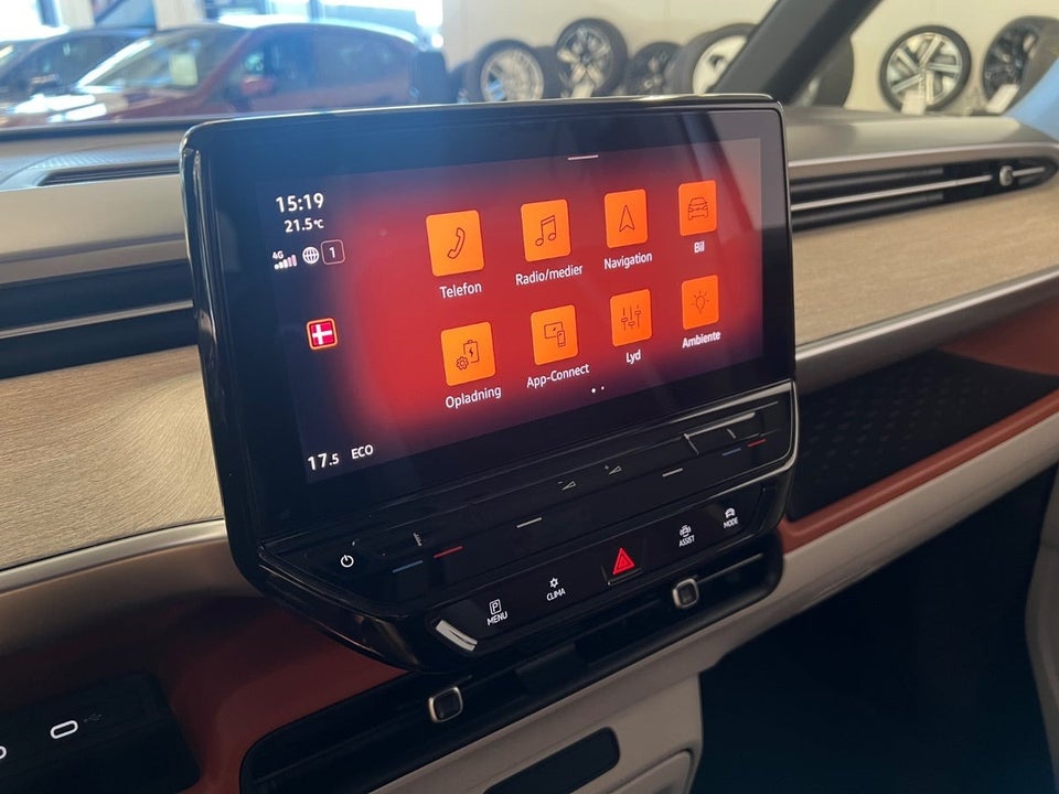 VW ID.Buzz 77 Pro SWB 5d