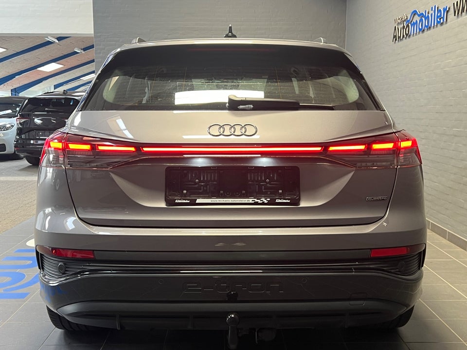 Audi Q4 e-tron 45 S-line quattro 5d