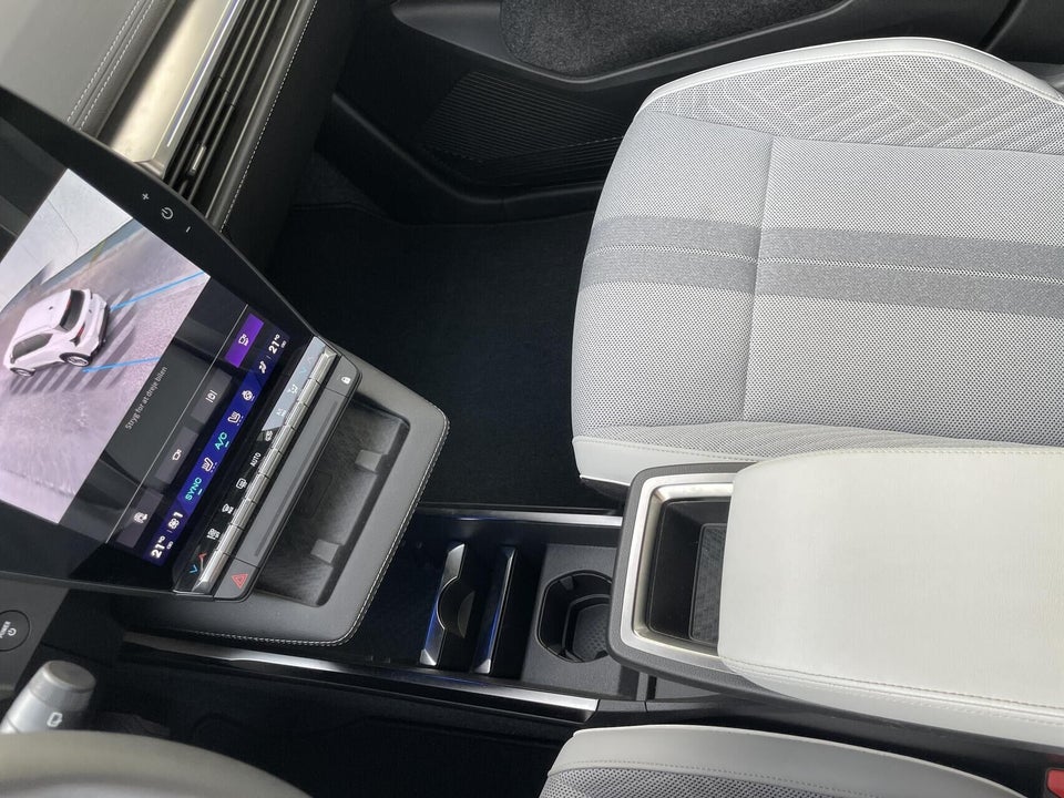 Renault Scenic E-Tech 87 Iconic 5d