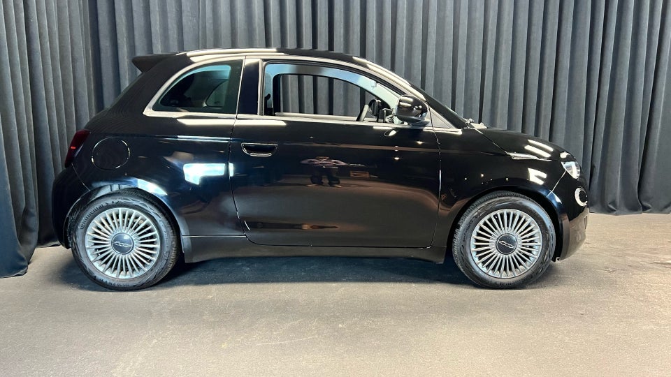 Fiat 500e 42 Icon 3d