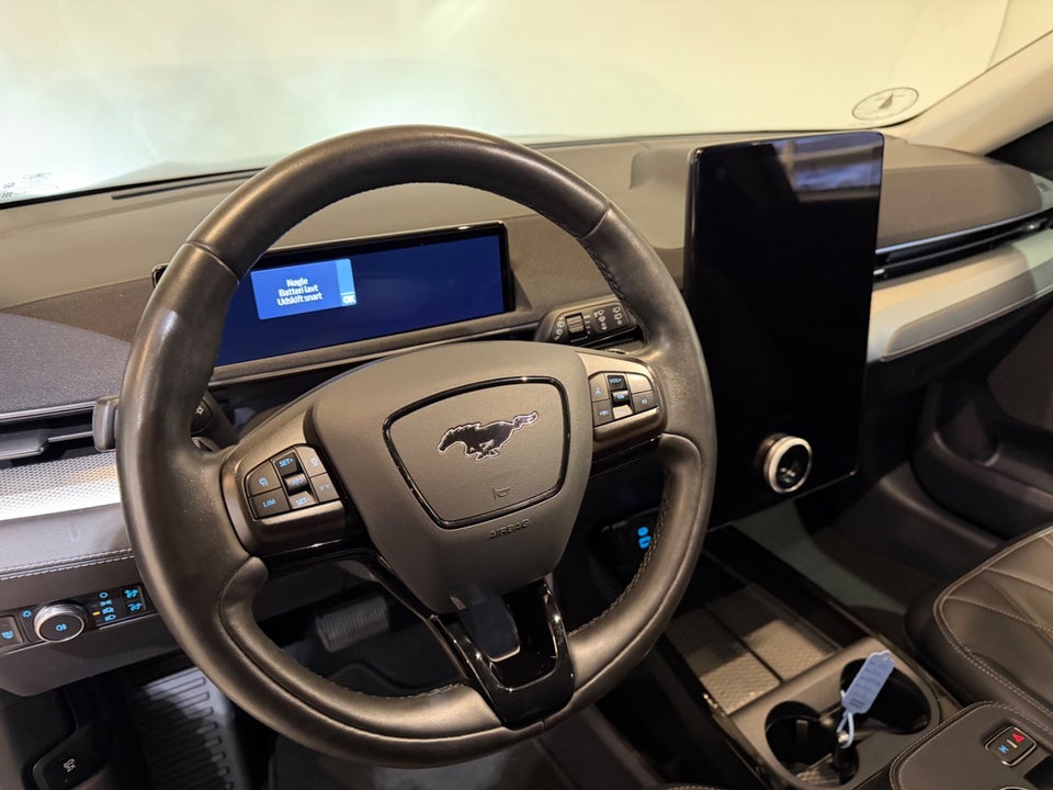Ford Mustang Mach-E 75 Standard Range 5d