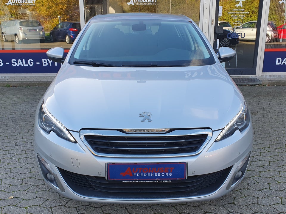 Peugeot 308 1,6 BlueHDi 120 Allure 5d