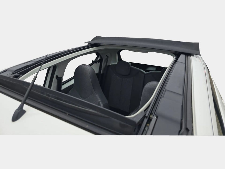 Toyota Aygo 1,0 VVT-i x-wave Sky 5d