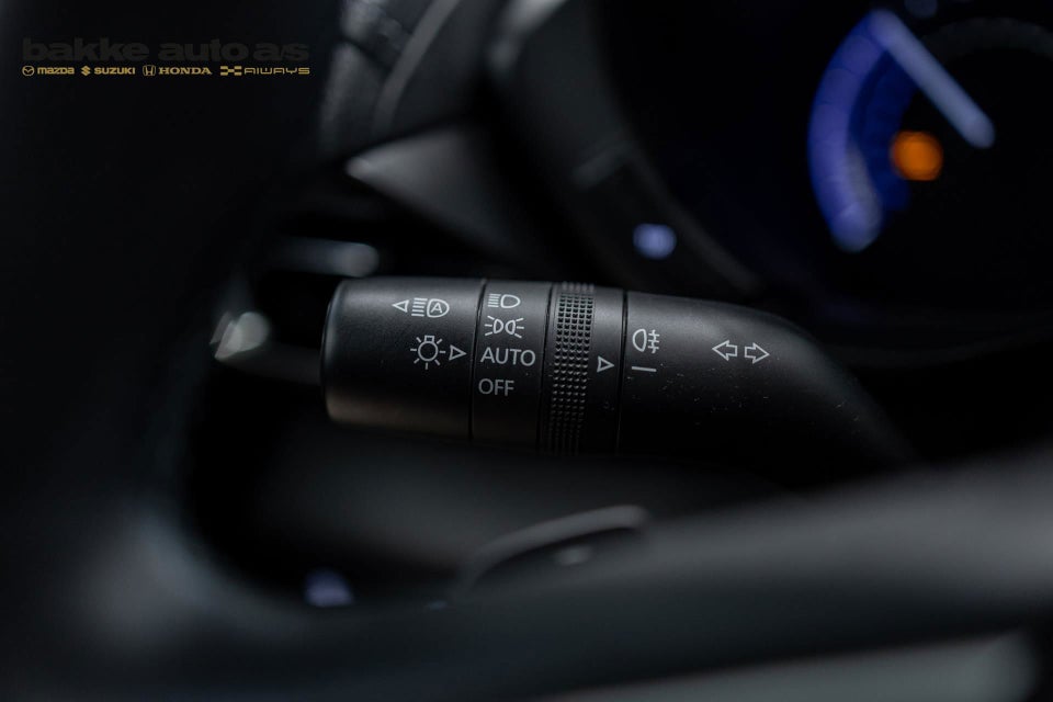 Mazda MX-30 0,8 e-SkyActiv R-EV Makoto 5d