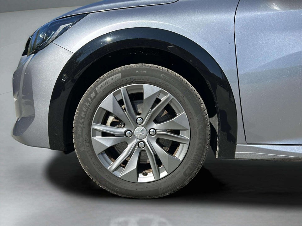 Peugeot e-208 50 Active Pack 5d