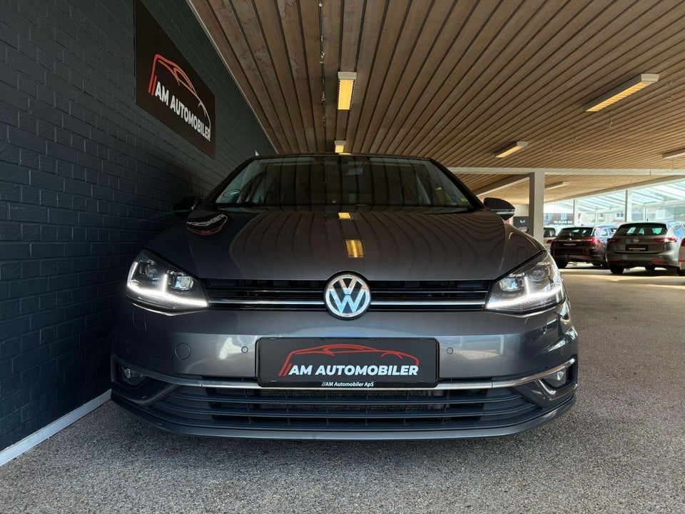 VW Golf VII 2,0 TDi 150 Highline DSG 5d