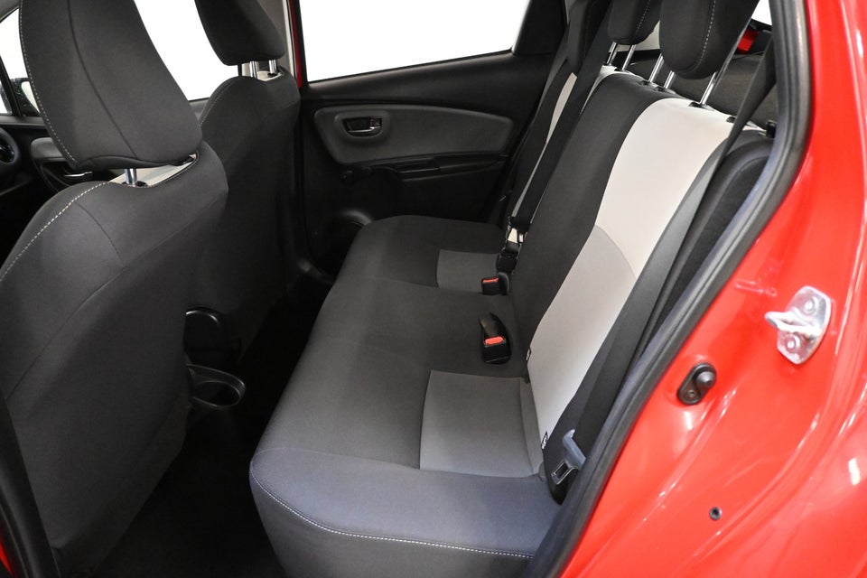 Toyota Yaris 1,0 VVT-i T2 5d