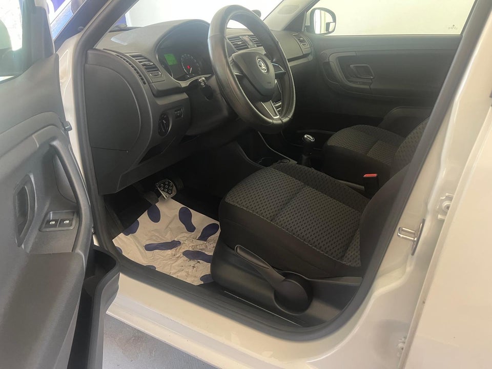Skoda Fabia 1,2 12V Ambition Combi 5d