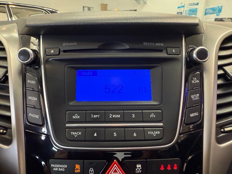 Hyundai i30 1,6 CRDi 110 XTR Eco 5d