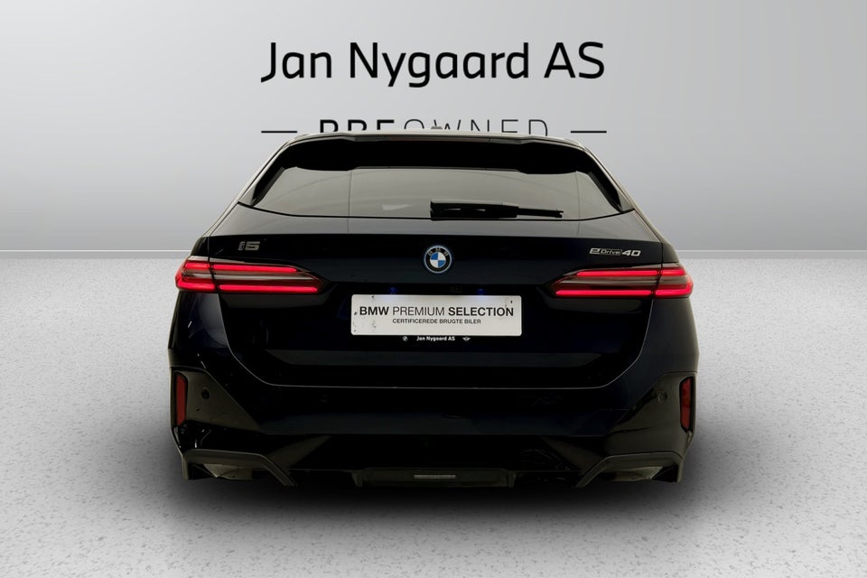 BMW i5 eDrive40 Touring Fully Charged 5d