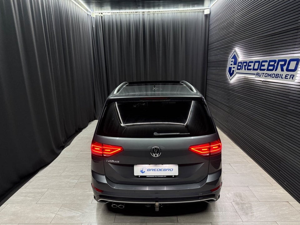 VW Touran 2,0 TDi 190 R-line DSG 7prs 5d