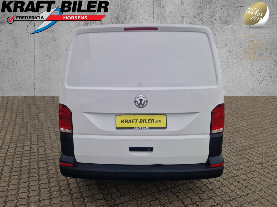 VW Transporter 2,0 TDi 110 Kassevogn lang