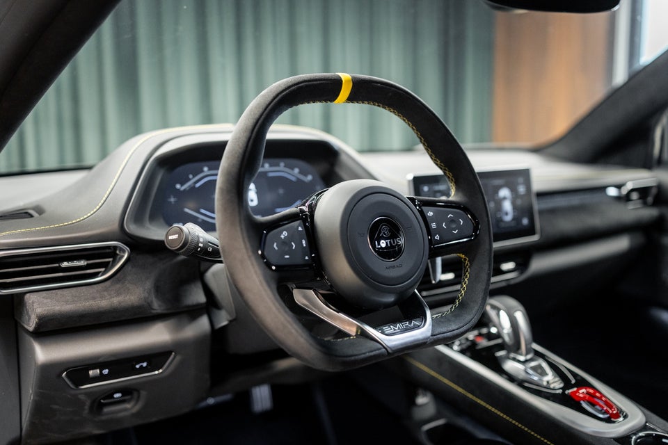 Lotus Emira 2,0 i4 aut. 2d