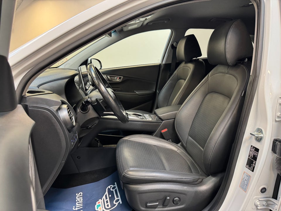 Hyundai Kona 64 EV Premium 5d