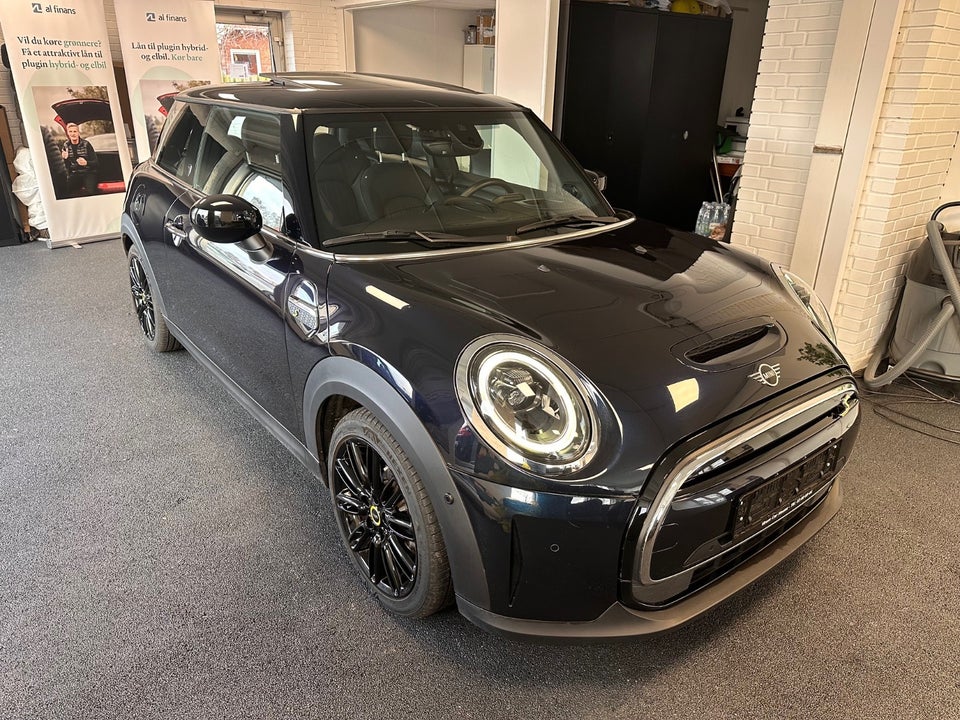 MINI Cooper SE Maximise 3d