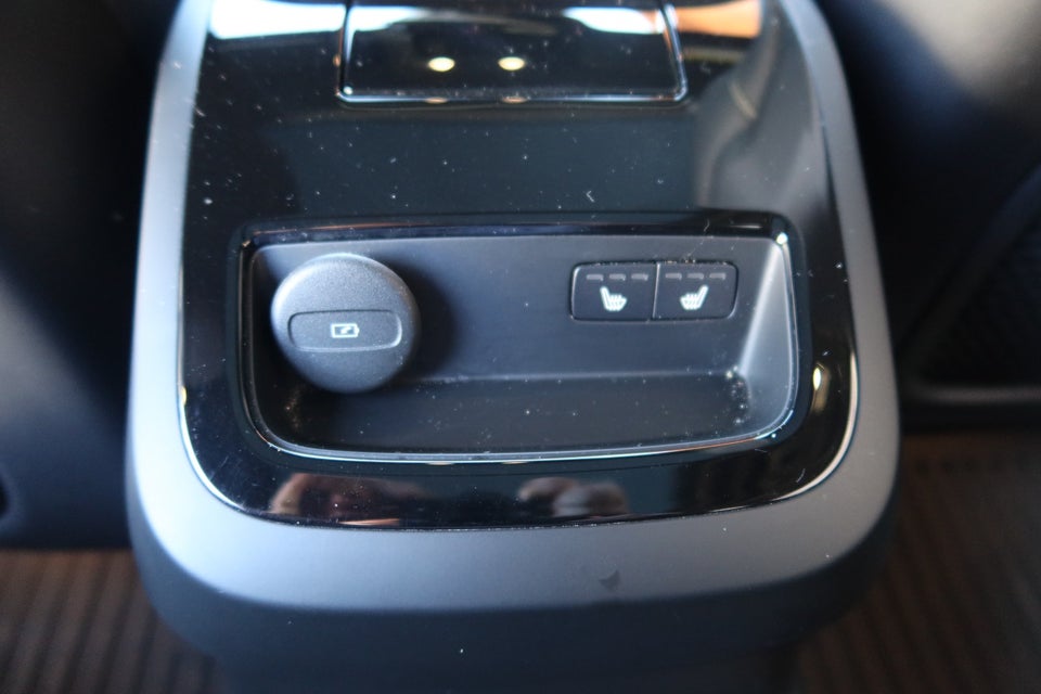 Volvo V60 2,0 T6 ReCharge R-Design aut. AWD 5d