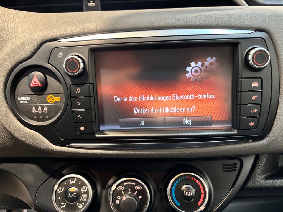 Toyota Yaris 1,3 VVT-i T2 Komfort 5d
