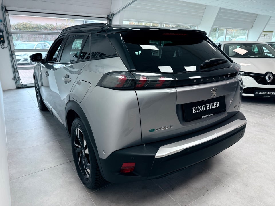 Peugeot e-2008 50 GT 5d