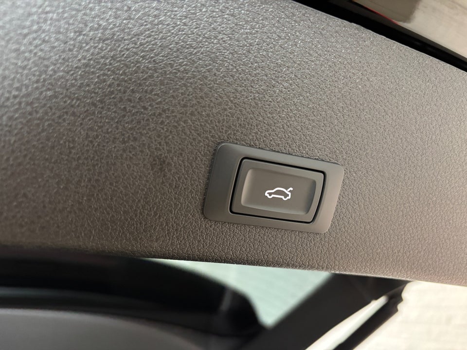 Audi e-tron 55 Advanced quattro 5d