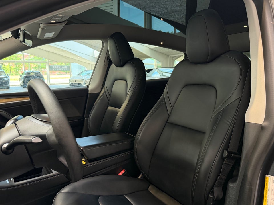 Tesla Model Y RWD 5d