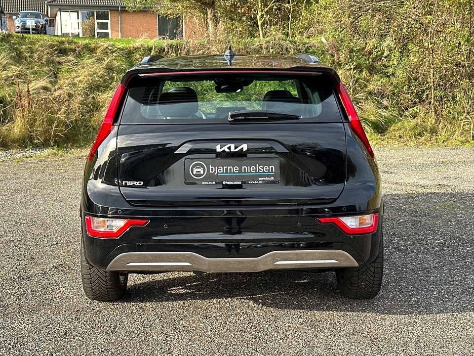 Kia Niro 64 EV Access Plus 5d