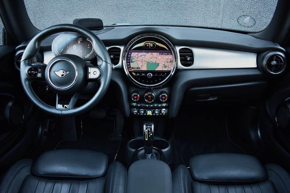 MINI Cooper SE Yours Trim 3d