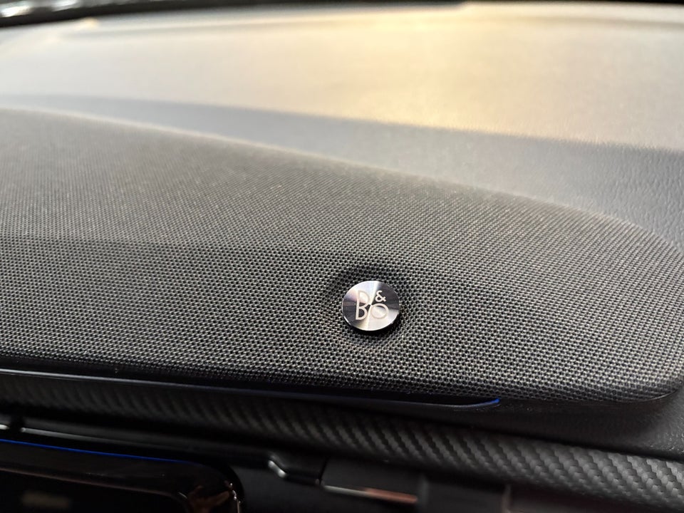 Ford Explorer 77 Premium Extended Range 5d