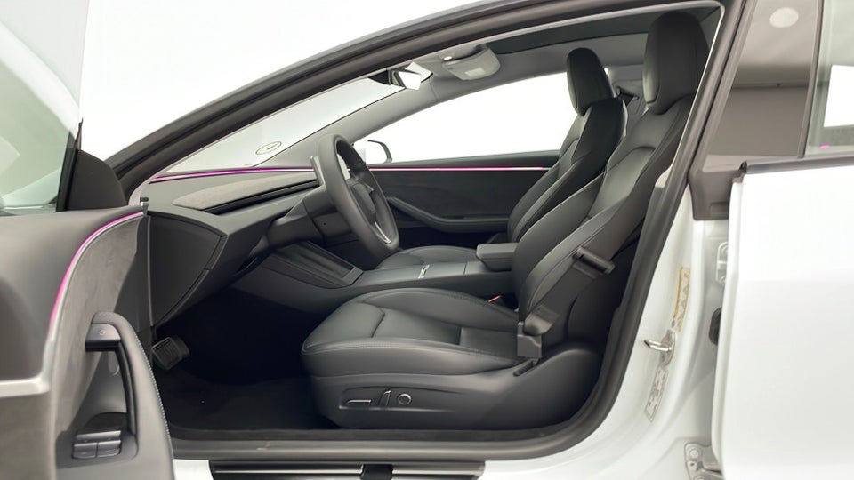 Tesla Model 3 Long Range AWD 4d