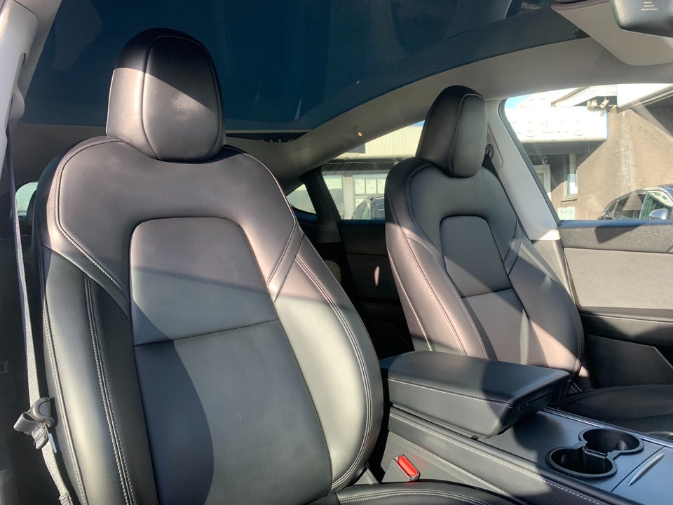 Tesla Model Y Long Range RWD 5d