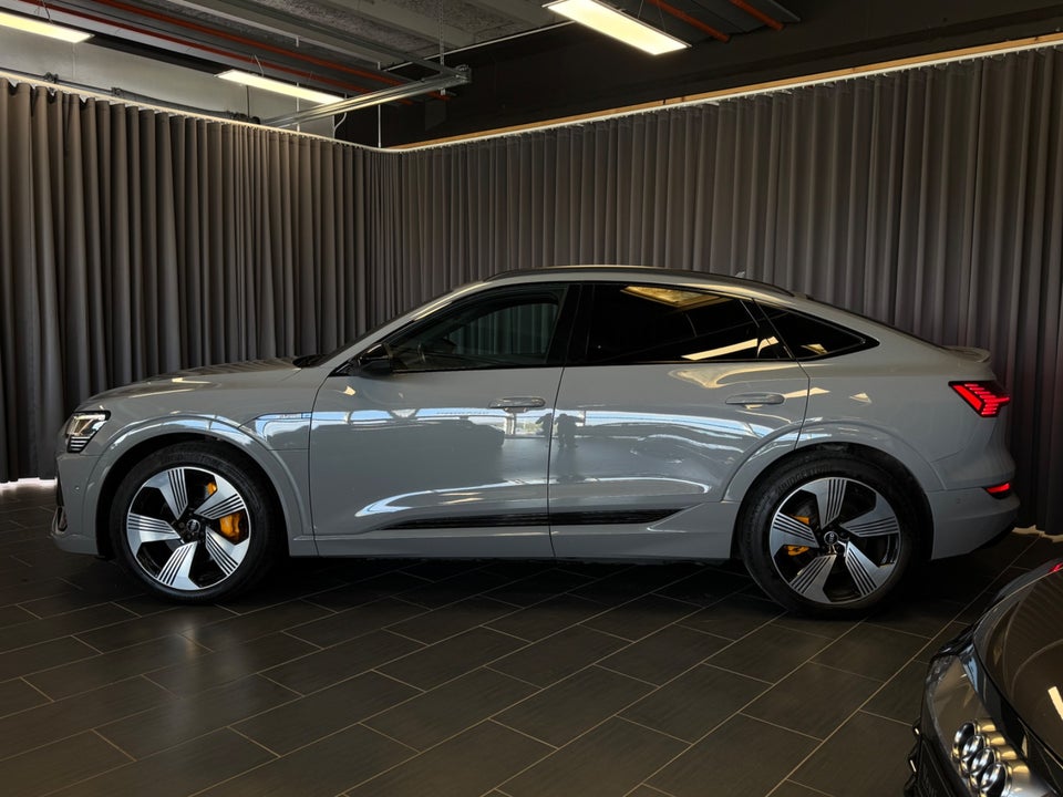 Audi e-tron 55 S-line Sportback quattro 5d